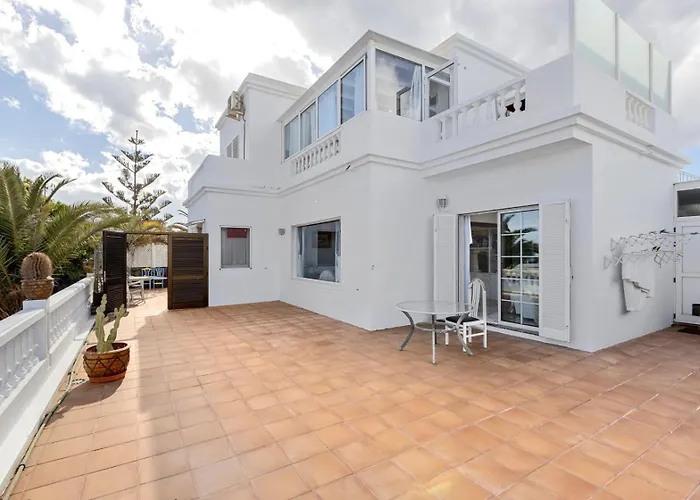 Gina Y Vista Oceano Apartament Puerto del Carmen (Lanzarote)