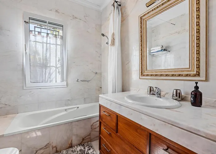 Gina Y Vista Oceano Lägenhet *