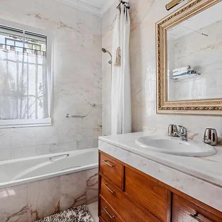 Gina Y Vista Oceano Appartement *