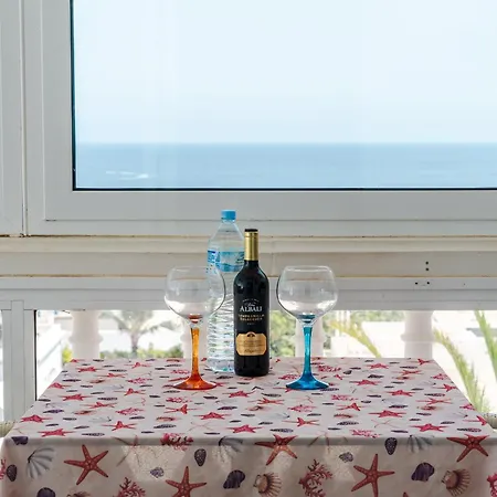 Gina Y Vista Oceano 公寓