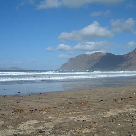 Gina Y Vista Oceano *